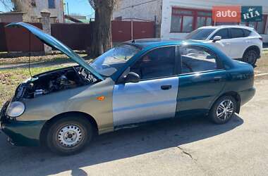 Седан Daewoo Sens 2003 в Ватутино