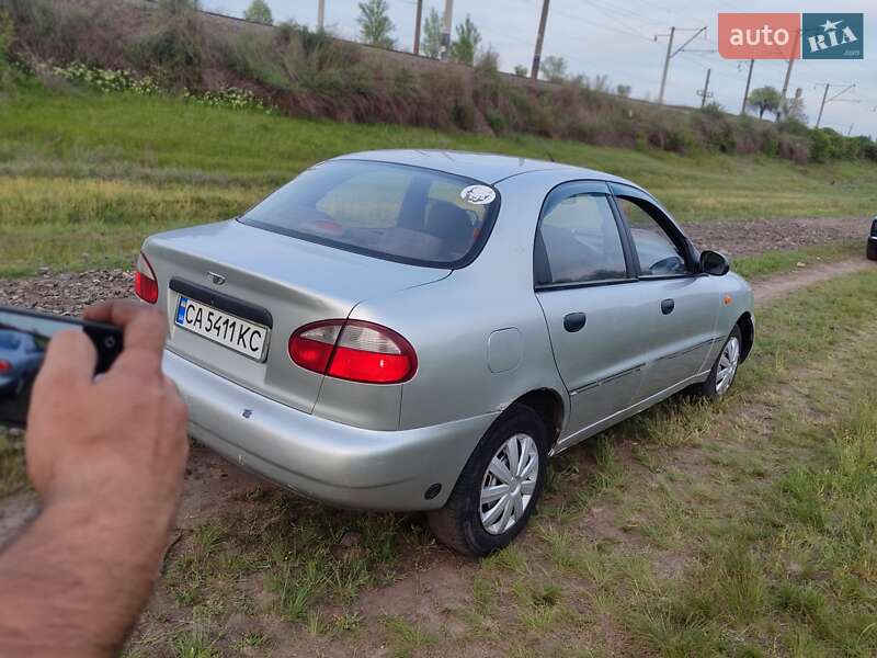 Седан Daewoo Sens 2005 в Смеле