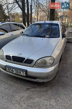 Седан Daewoo Sens 2004 в Киеве