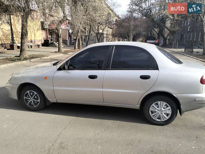 Седан Daewoo Sens 2006 в Миколаєві