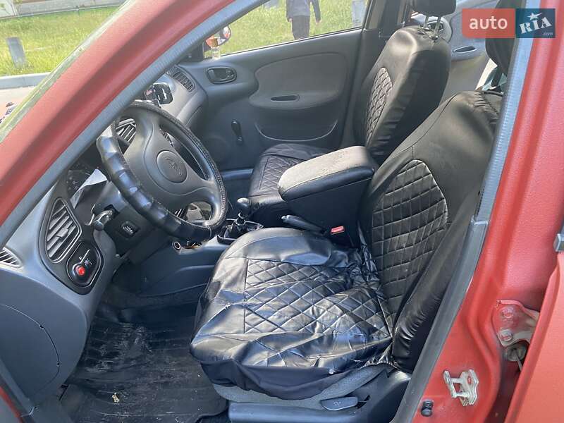 Седан Daewoo Sens 2006 в Киеве