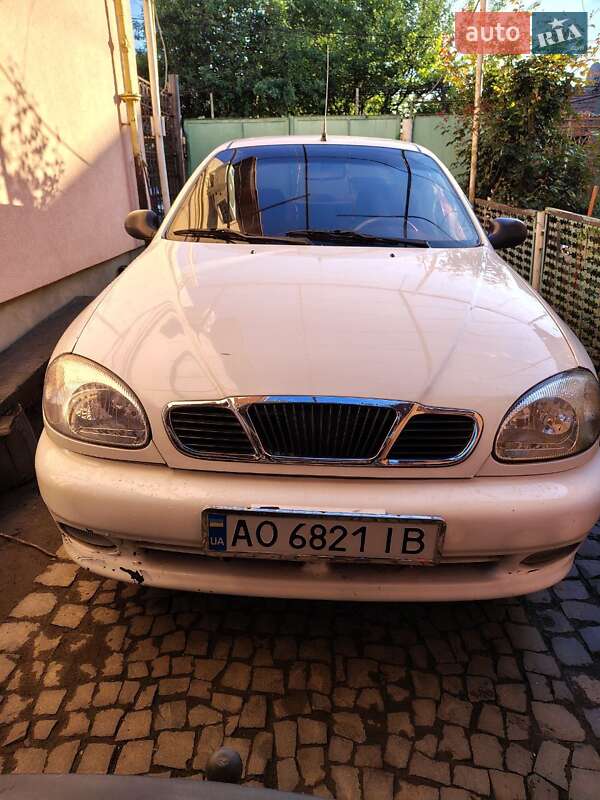 Седан Daewoo Sens 2004 в Ужгороде