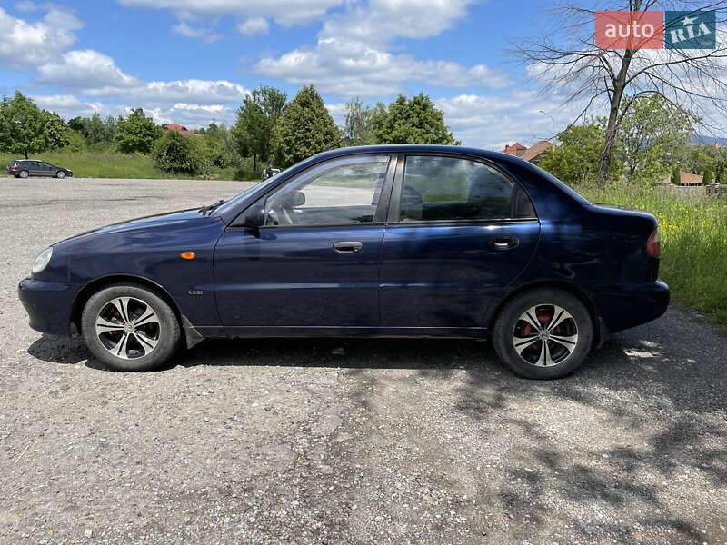 Седан Daewoo Sens 2004 в Ужгороді