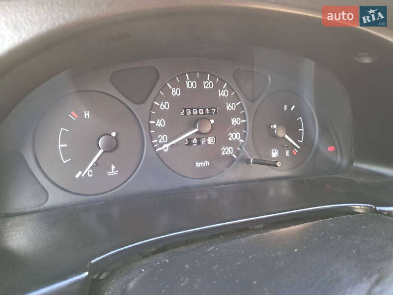 Седан Daewoo Sens 2006 в Киеве