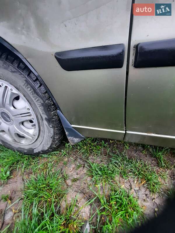Седан Daewoo Sens 2005 в Городке