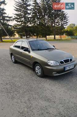 Седан Daewoo Sens 2005 в Липовой Долине