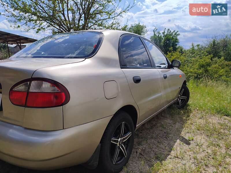 Седан Daewoo Sens 2004 в Песковке