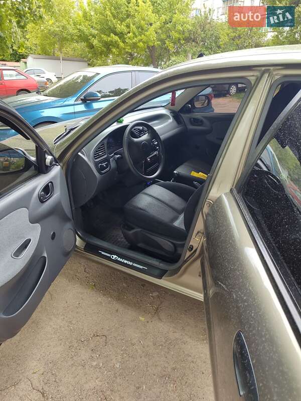 Седан Daewoo Sens 2007 в Запорожье