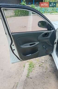 Седан Daewoo Sens 2010 в 