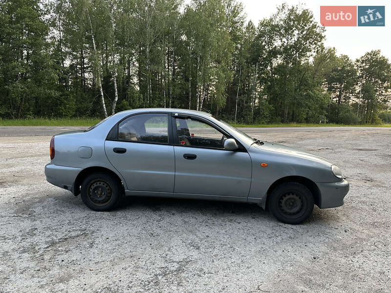Седан Daewoo Sens 2012 в Іванкові