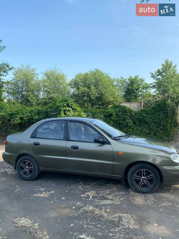Седан Daewoo Sens 2005 в Дніпрі