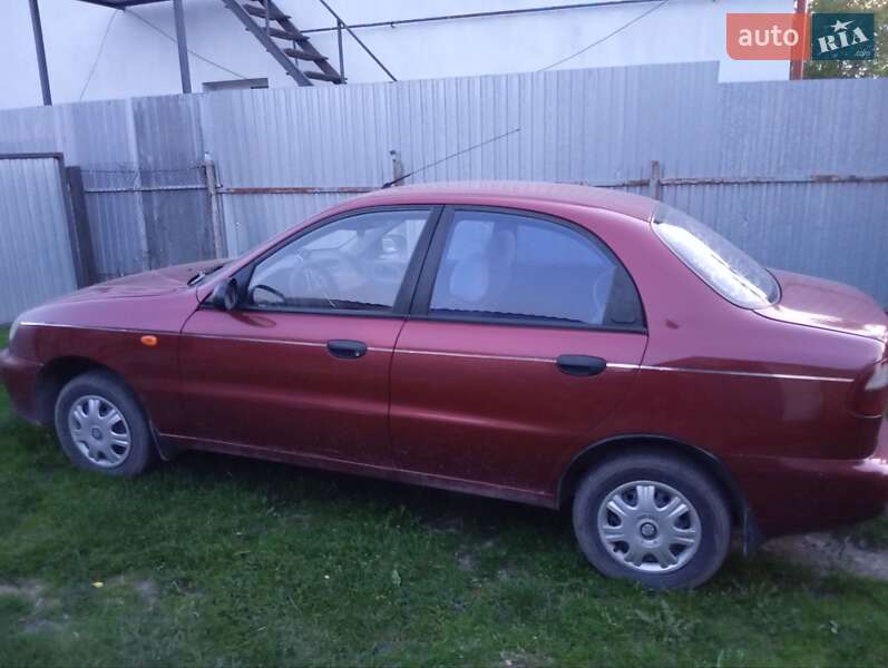 Седан Daewoo Sens 2006 в Радехове