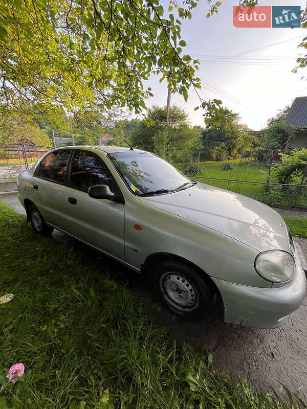 Седан Daewoo Sens 2003 в Золочеве