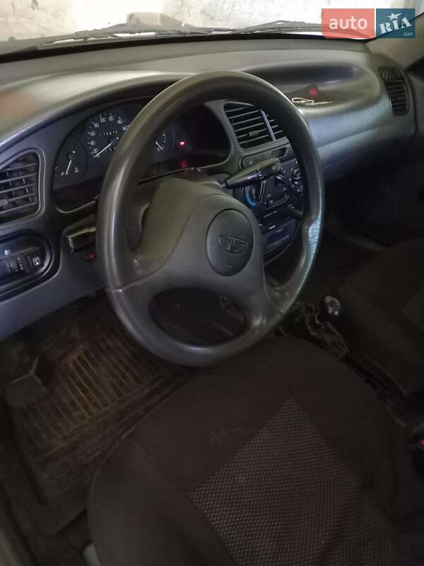 Седан Daewoo Sens 2006 в Новых Санжарах