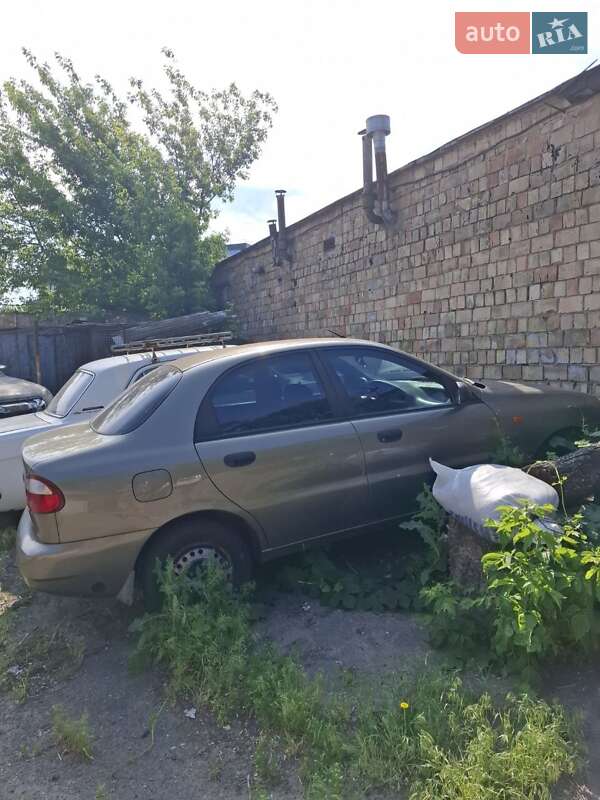 Седан Daewoo Sens 2003 в Киеве
