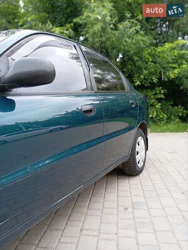 Седан Daewoo Sens 2003 в Бердичеві