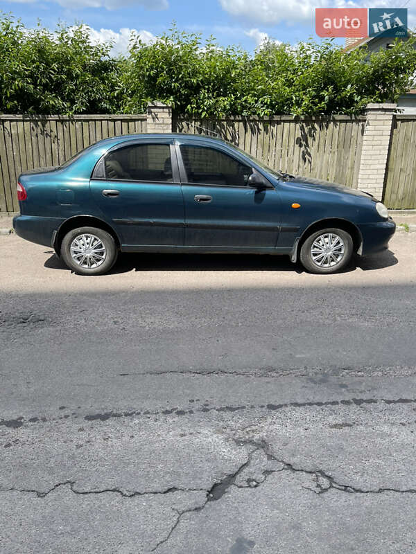 Седан Daewoo Sens 2004 в Житомирі