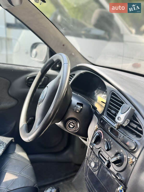 Седан Daewoo Sens 2006 в Львове