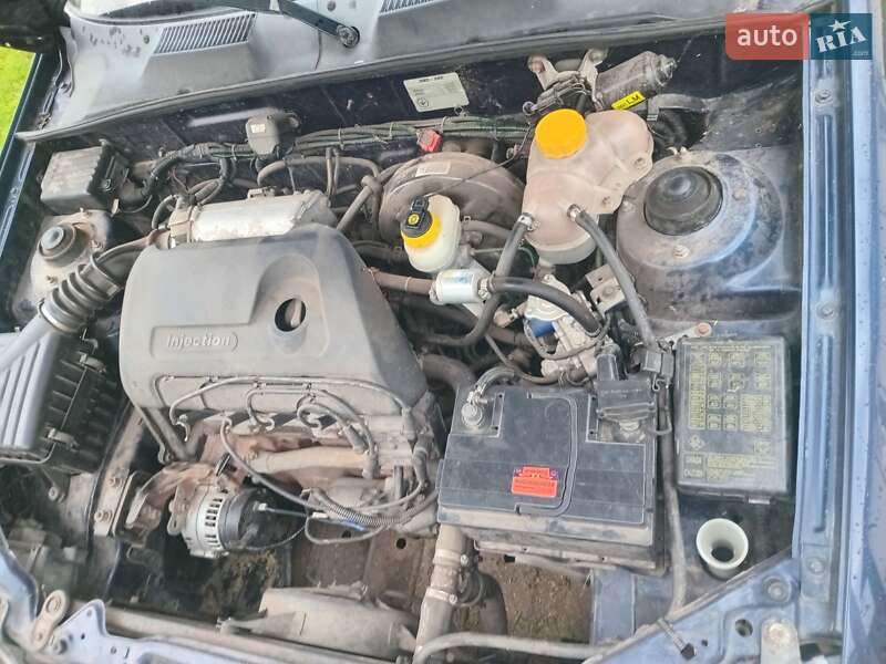 Седан Daewoo Sens 2005 в Полтаве