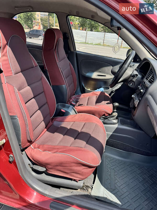 Седан Daewoo Sens 2004 в Кривом Роге