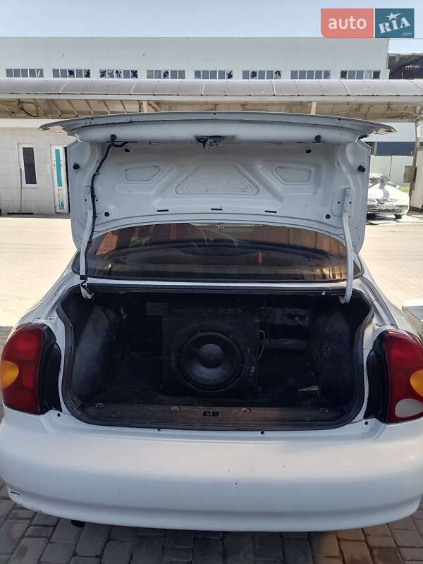Седан Daewoo Sens 2012 в Херсоні