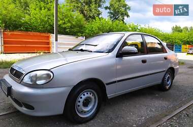 Седан Daewoo Sens 2015 в 