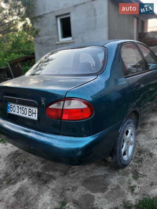 Седан Daewoo Sens 2004 в Кременце