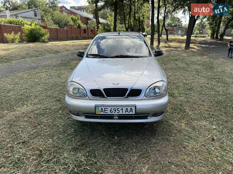 Седан Daewoo Sens 2004 в Днепре