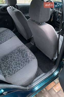 Седан Daewoo Sens 2003 в 