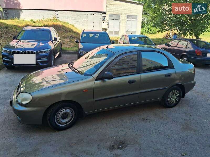 Седан Daewoo Sens 2003 в Львове