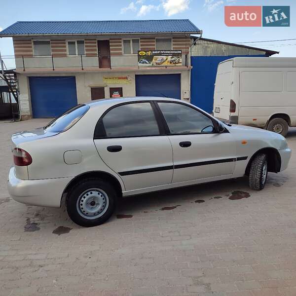 Седан Daewoo Sens 2003 в Ивано-Франковске