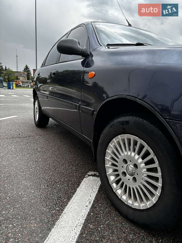 Седан Daewoo Sens 2006 в Житомире