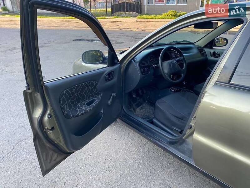 Седан Daewoo Sens 2003 в Лубнах