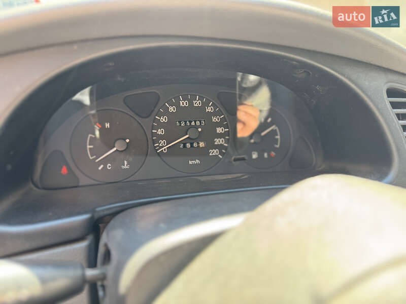 Седан Daewoo Sens 2006 в Киеве