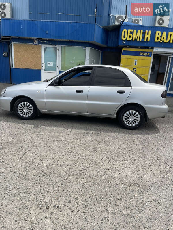 Седан Daewoo Sens 2004 в Харькове
