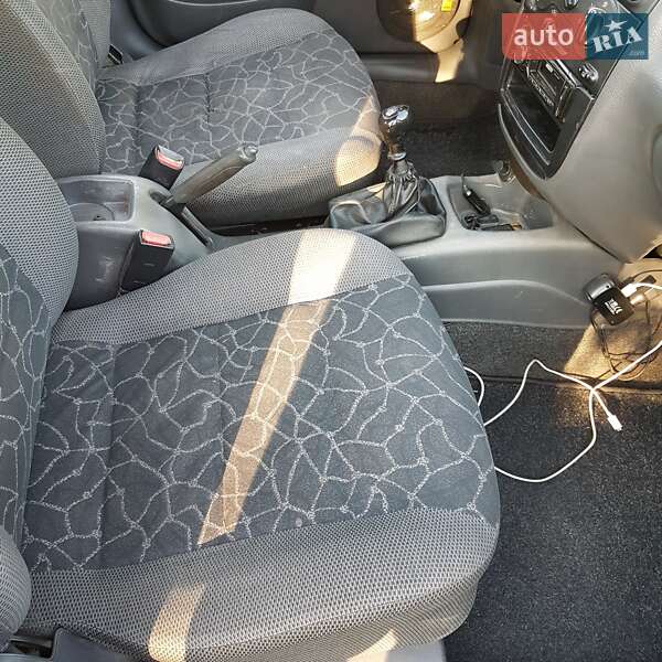 Седан Daewoo Sens 2003 в Запорожье