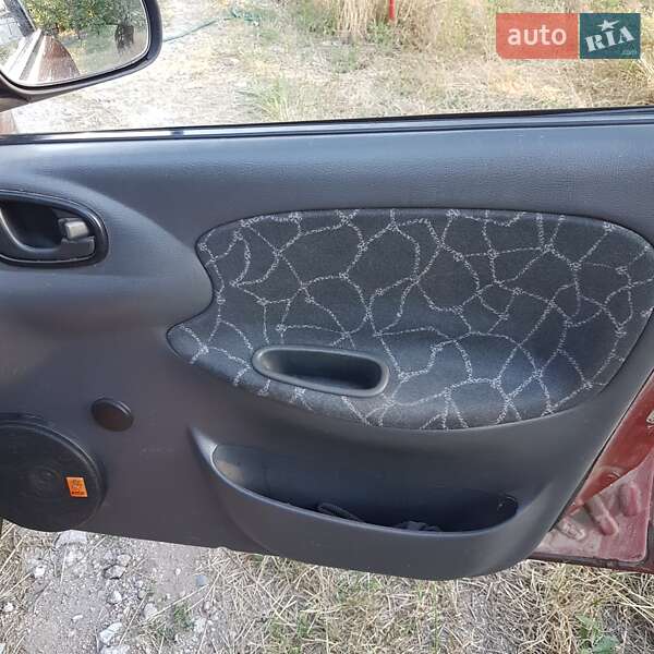 Седан Daewoo Sens 2003 в Запорожье