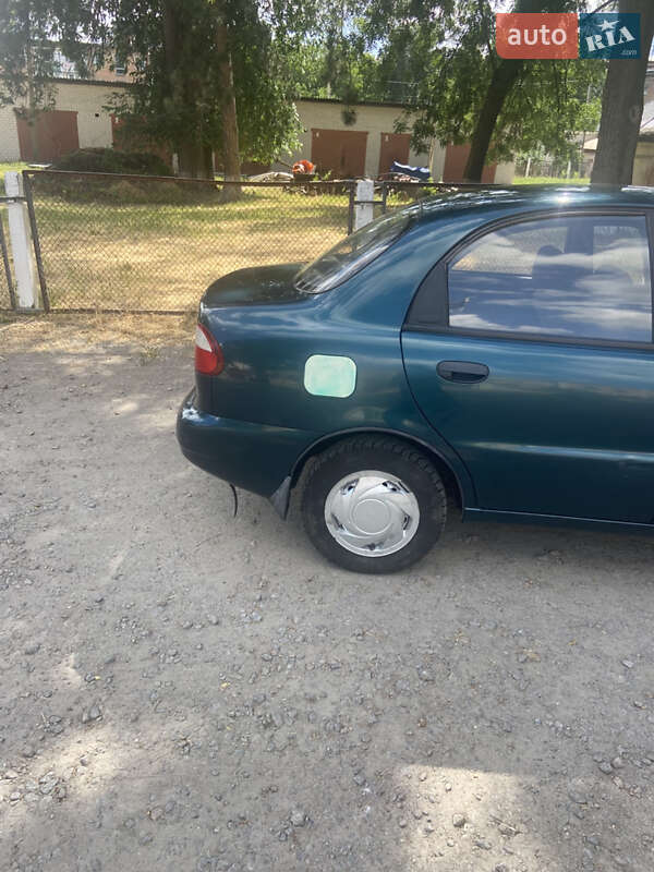 Седан Daewoo Sens 2004 в Умані