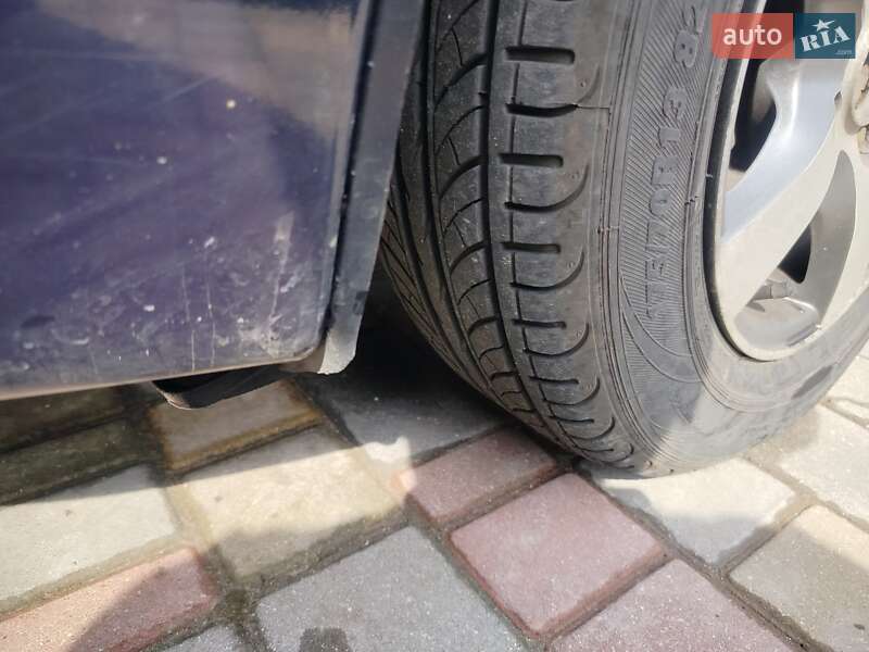 Седан Daewoo Sens 2004 в Очакове