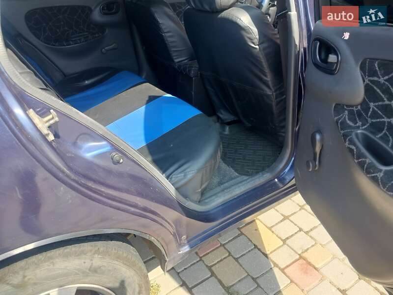 Седан Daewoo Sens 2004 в Очакове