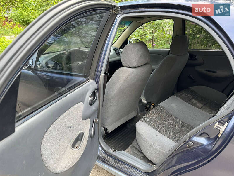Седан Daewoo Sens 2004 в Миколаєві
