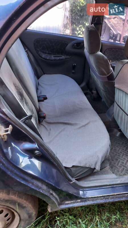 Седан Daewoo Sens 2004 в Харкові