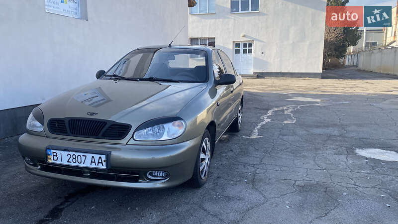 Седан Daewoo Sens 2004 в Полтаві