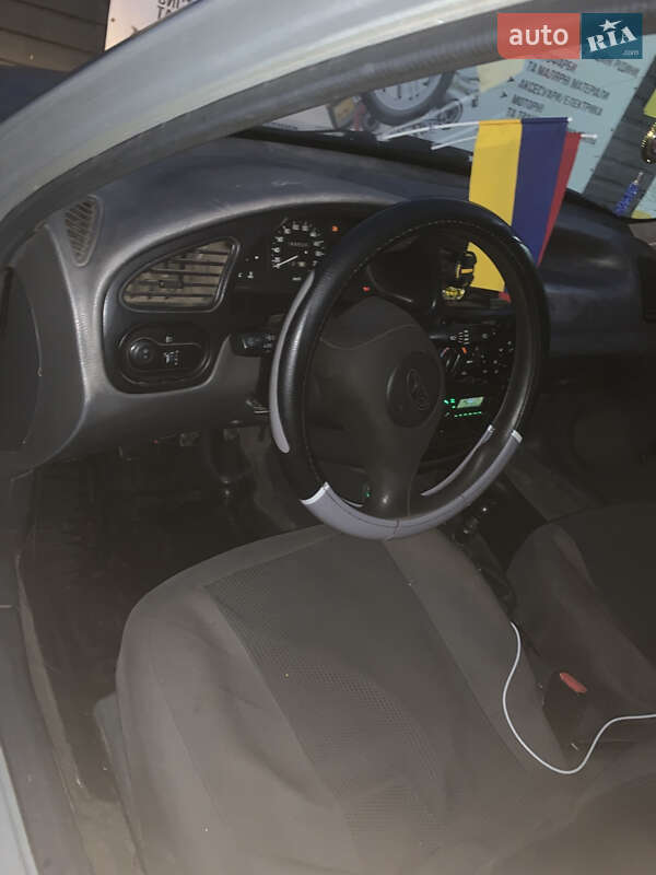 Седан Daewoo Sens 2005 в Ізяславі