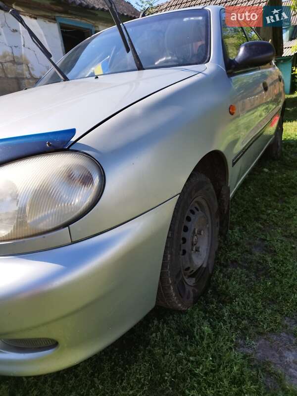 Седан Daewoo Sens 2004 в Гадячі