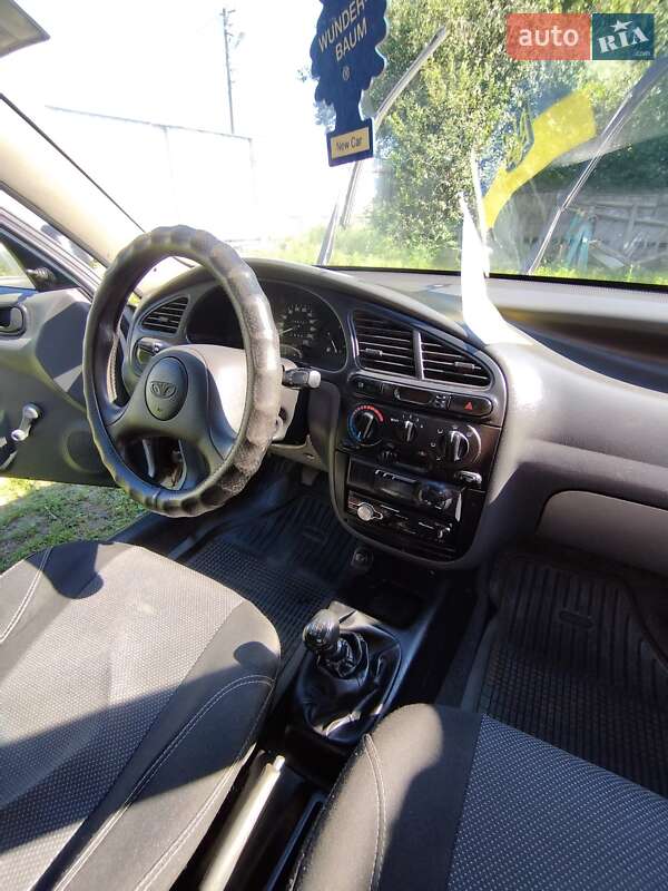 Седан Daewoo Sens 2004 в Гадячі