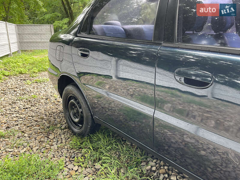 Седан Daewoo Sens 2005 в Жовкве