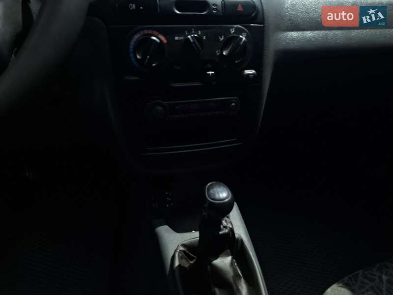 Седан Daewoo Sens 2007 в Кривом Роге