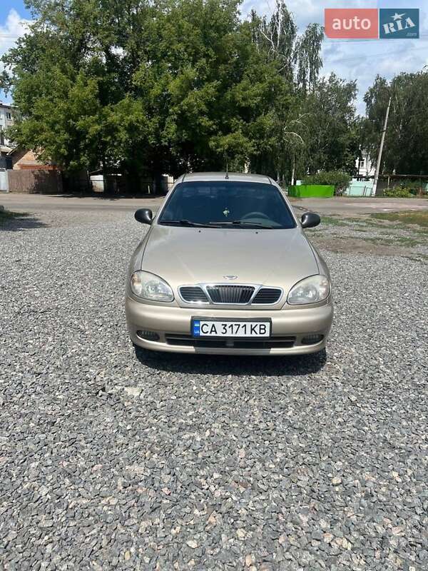 Седан Daewoo Sens 2011 в 
