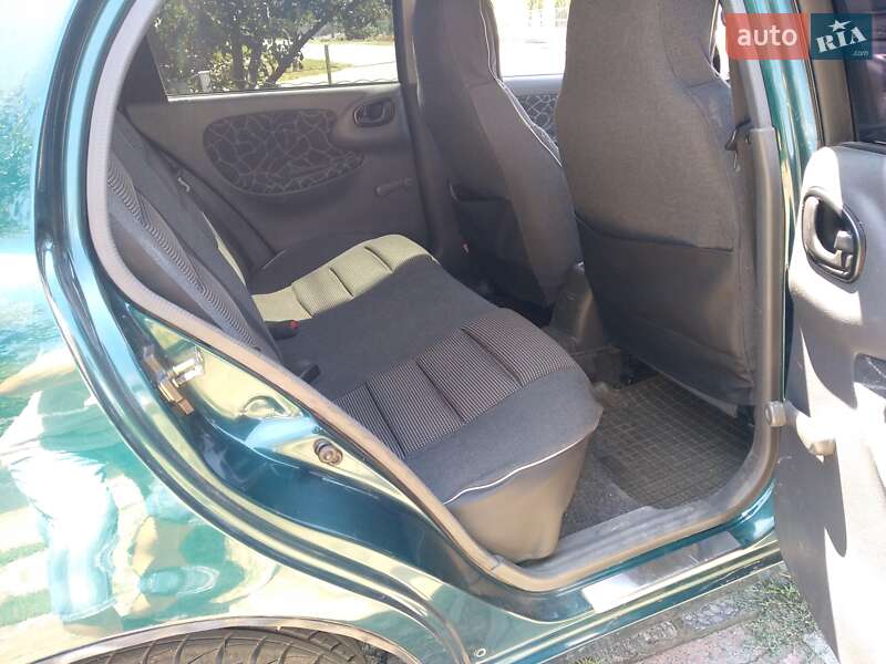 Седан Daewoo Sens 2003 в Марганці
